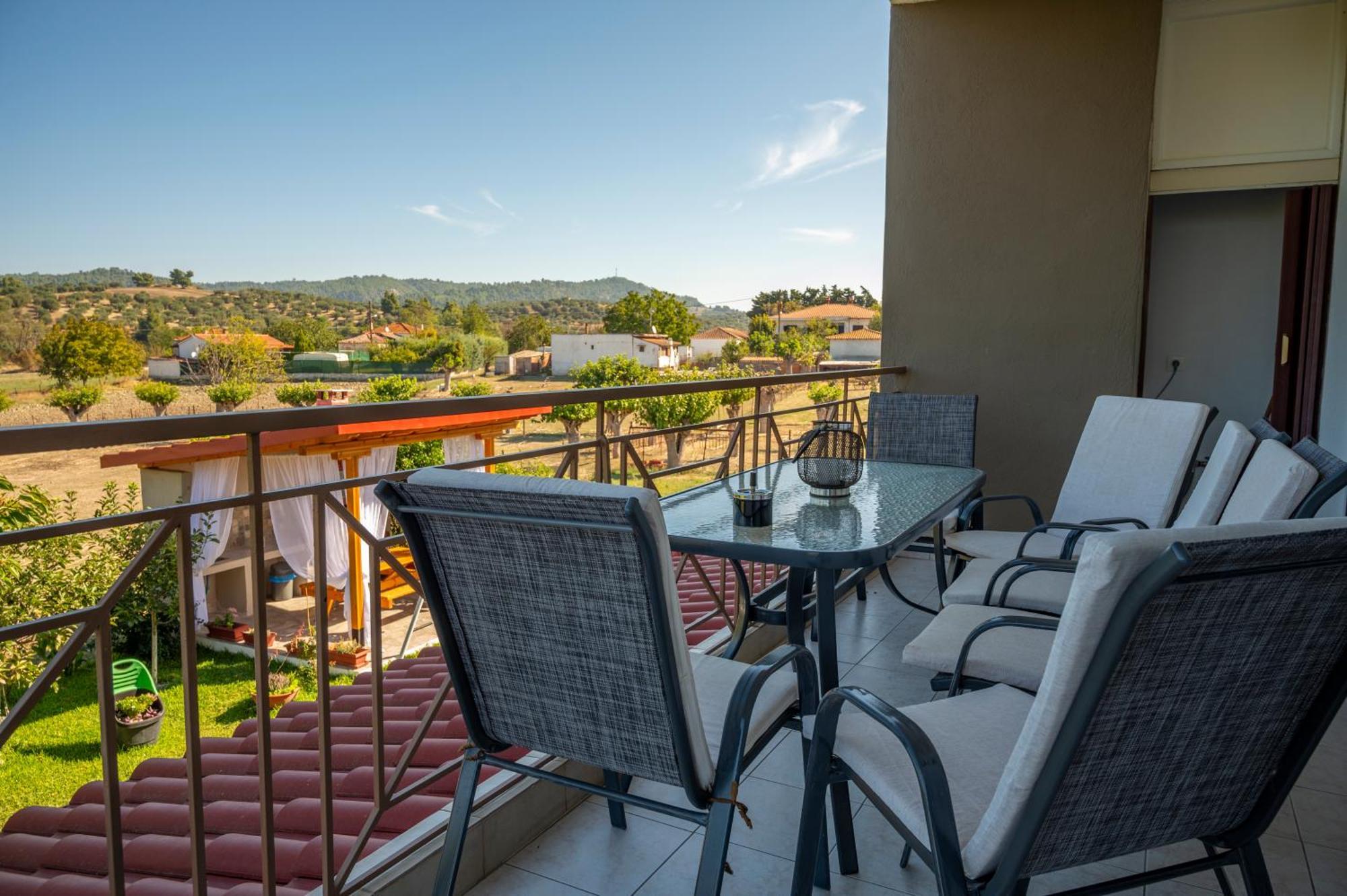 Holiday home Marina Kalandra